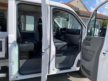 Volkswagen Crafter — photo 16