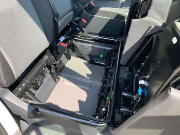 Volkswagen Crafter — photo 17