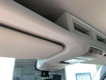 Volkswagen Crafter — photo 22