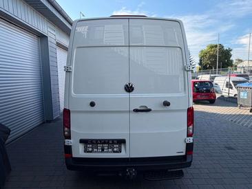 Volkswagen Crafter — photo 6