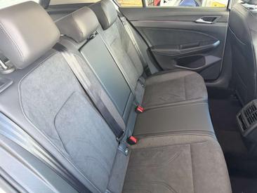 Volkswagen Golf — photo 7