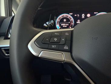 Volkswagen Golf — photo 11
