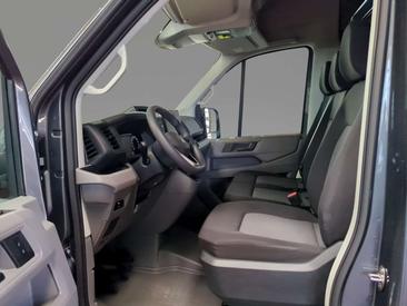 Volkswagen Crafter — photo 6