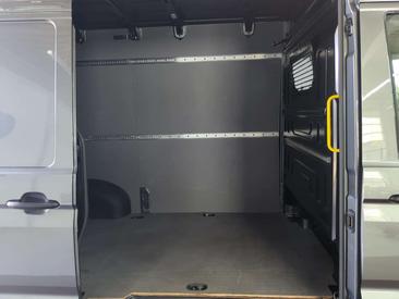 Volkswagen Crafter — photo 8