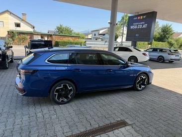 Volkswagen Passat 4Motion R-Line — photo 6