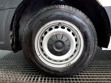 Volkswagen Crafter — photo 12
