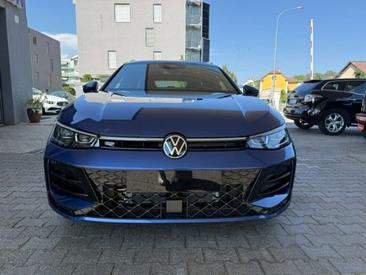 Volkswagen Passat 4Motion R-Line — photo 8