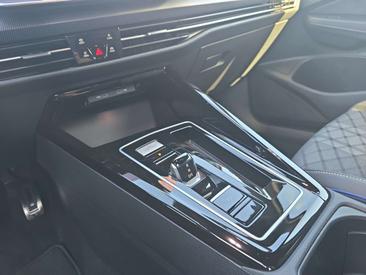Volkswagen Golf 4Motion R-Line — photo 5