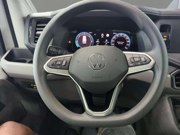 Volkswagen Crafter — photo 10