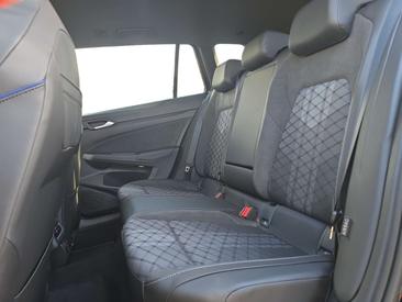 Volkswagen Golf 4Motion R-Line — photo 8