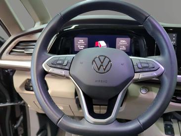 Volkswagen Multivan EHybrid 4Motion Style — photo 10