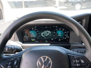 Volkswagen Transporter — photo 10
