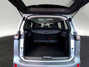 Volkswagen ID. Buzz Pro — photo 5