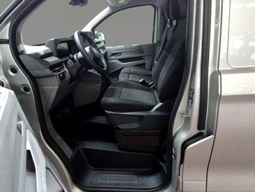Volkswagen Transporter — photo 6