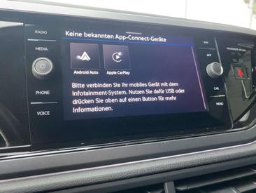 Volkswagen Taigo R-Line — photo 11