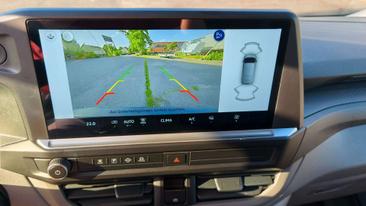 Volkswagen Transporter — photo 13