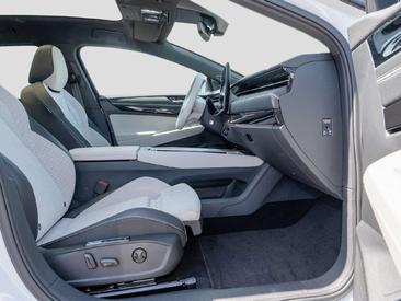 Volkswagen ID.7 Tourer Pro S — photo 7