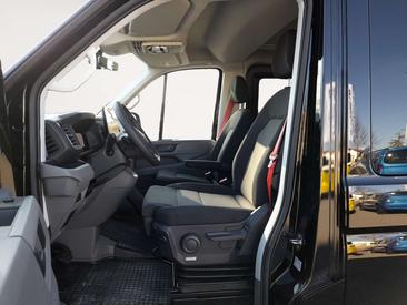 Volkswagen Crafter — photo 7