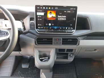 Volkswagen Crafter — photo 10