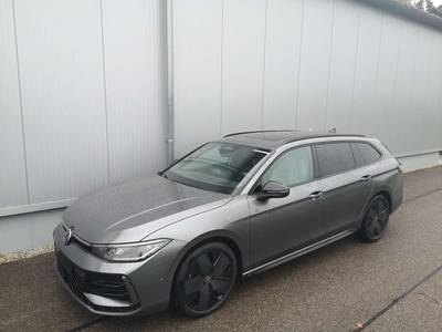 Volkswagen Passat 4Motion R-Line - 2026 - Joinsteer - #1