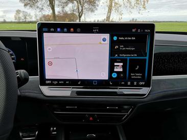 Volkswagen Passat 4Motion R-Line — photo 6