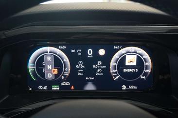 Volkswagen Multivan EHYBRID Edition — photo 9