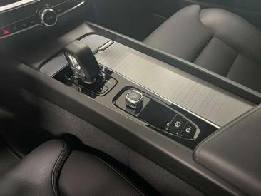 Volvo V60 Plus — photo 6
