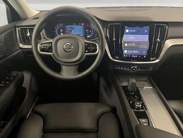 Volvo V60 Plus — photo 11