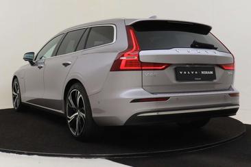 Volvo V60 T8 Recharge Ultimate — photo 4