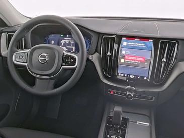Volvo XC60 Plus — photo 8