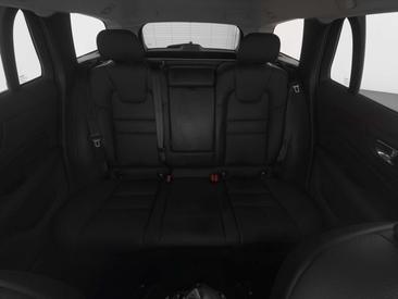 Volvo V60 B4 Plus — photo 4
