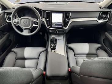 Volvo V60 B4 Plus — photo 7