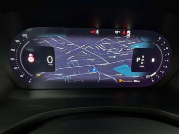 Volvo V60 B4 Plus — photo 10