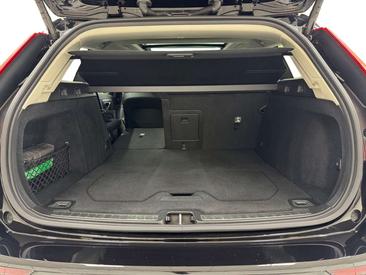 Volvo V60 B4 Plus — photo 13