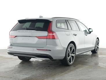 Volvo V60 B4 Plus — photo 2