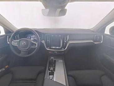 Volvo V60 B4 Plus — photo 5