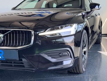 Volvo V60 B4 Core — photo 4