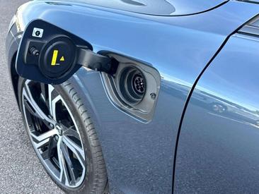 Volvo V60 T6 Plus — photo 7