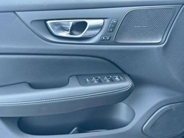 Volvo V60 T6 Plus — photo 9