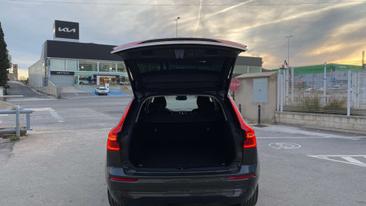 Volvo XC60 B4 Core — photo 13