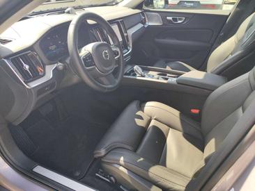 Volvo V60 B4 Ultimate — photo 10