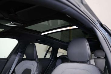 Volvo V60 T8 Recharge Plus — photo 5