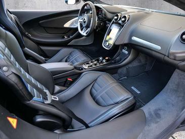 McLaren GTS — photo 14