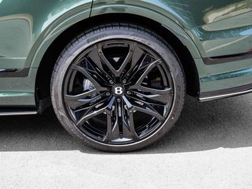 Bentley Bentayga Speed — photo 8