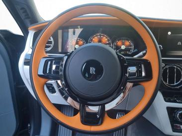 Rolls-Royce Ghost — photo 10