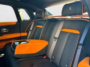 Rolls-Royce Ghost Black Badge — photo 12
