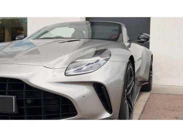 Aston Martin Vantage (2024-) Vantage S Roadster — photo 24
