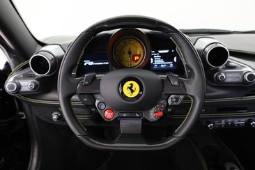Ferrari F8 Tributo — photo 15