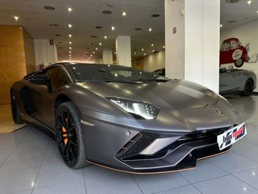 Lamborghini Aventador — photo 14