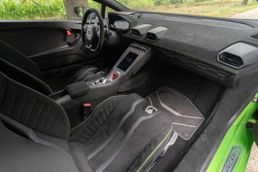 Lamborghini Huracán EVO — photo 13